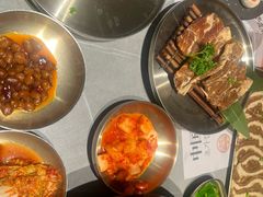 -草家酱蟹炭火烤肉店(珲春南路一店)