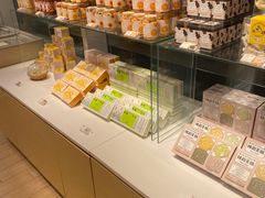 -好利来(世纪广场店)
