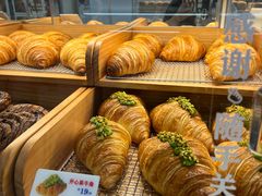 -红星前进面包牛奶公司(君太店)