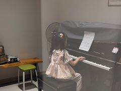 -朗韵钢琴学校(中环金界店)