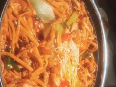 -蛙小侠·沸腾砂锅(西关新天地店)