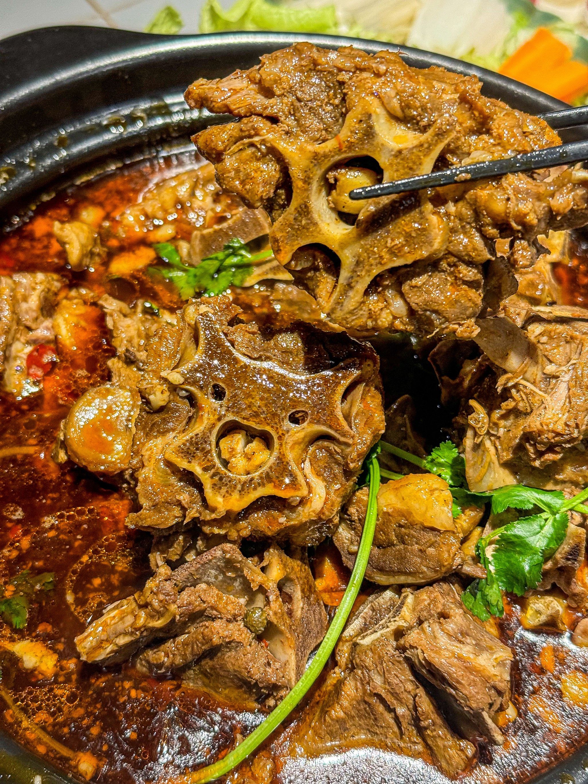 在北京‼️吃一次就会爱上的巨棒羊蝎子锅