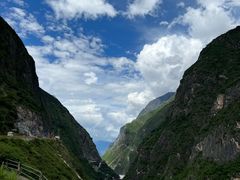 -丽江虎跳峡景区-售票处