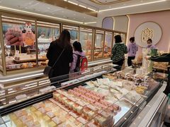 面包甜点陈列柜-爱纶(华南广场店)