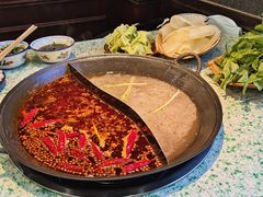 -鸿姐老火锅(疁城新天地店)