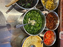 -丽丽三鲜螺蛳粉(田林路店)