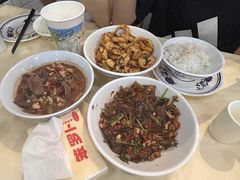 -笨罗卜浏阳菜馆(星沙店)
