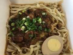 -康师傅私房牛肉面(申虹店)
