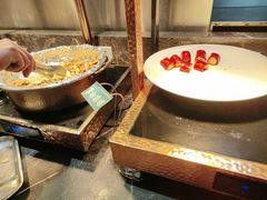 -金马门国际美食百汇(珞喻路店)