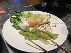 -牛YO寿喜烧·铁板烧和牛火锅自助(市府恒隆店)