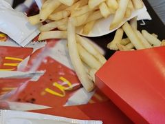 中薯条-麦当劳(展览路店)