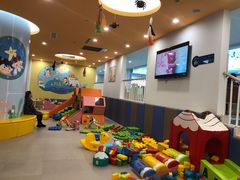 -戊辰亲子游泳俱乐部