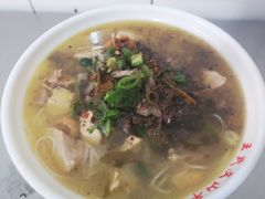 -文山荷鲜居(翠湖店)