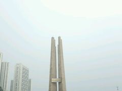 -唐山抗震纪念碑广场