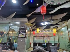 -醉美云南·云南菜主题餐厅(昆明站北京路双龙商场店)