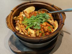 砂锅鱼头-新荣记(南京西路店)