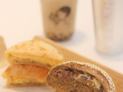 焙茶奶酥波波包-喜茶(北京五棵松华熙店)