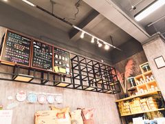 -爱丽优甜ellyelly