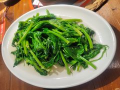 清炒豌豆尖-懒人盐府人家(安贞店)