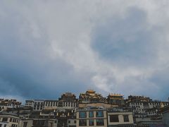 -噶丹松赞林寺