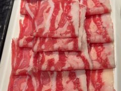 -老牌坊云南鱼豆花火锅(哈西万达店)