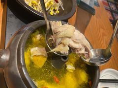 -云海肴·汽锅鸡·云南菜(天山百盛优客店)