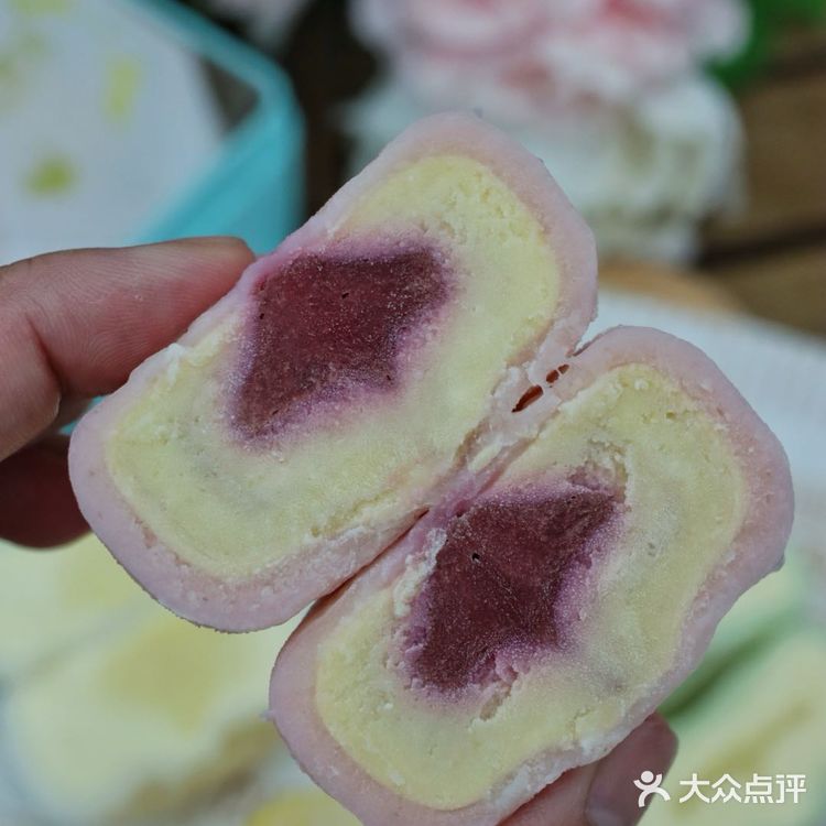 老字号无人售卖店惊现法式乳酪冰皮月饼