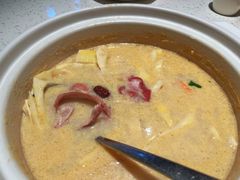 -三人行骨头王火锅(长寿店)