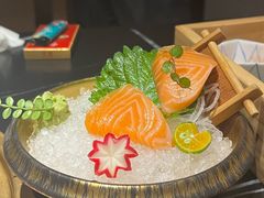 -山川小町·极番烧肉(新地假日广场店)