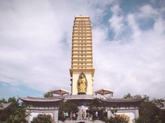 -三塔倒影公园