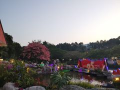 -森波拉火山温泉