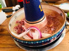-毛辣果·贵州红酸汤牛肉火锅(西单店)