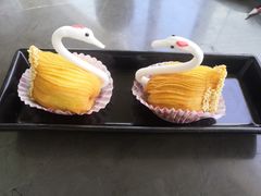 鲜果榴莲天鹅酥-陶陶居酒家(海岸城店)