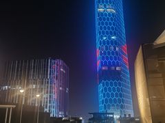 -The ROOF (通盈中心店)