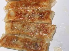 肉锅贴-老牌坊鲁菜名店(美莲广场店)