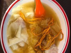 -八二小区抄手(龙湖上城天街店)