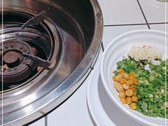 -蛙一刀·麻椒鱼火锅(金仙桥店)