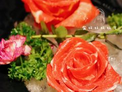 玫瑰雪花牛舌-捞王猪肚鸡火锅(财富中心店)