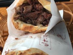 精品驴肉火烧-漕河全驴宴饭店(徐水店)