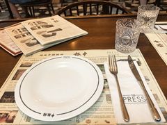 -THE PRESS(申报馆店)