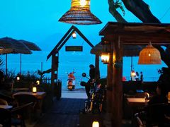 -城墙外BAR