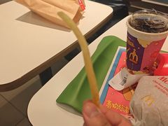 -麦当劳(上海虹桥站30B检票口楼上)