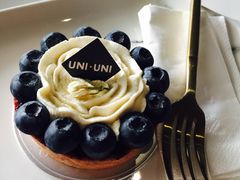 -UNI UNI(环亚凯瑟琳店)