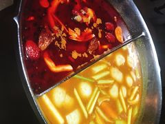 -湊湊火锅·茶憩(新中关购物中心店)