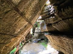 -梭布垭石林景区