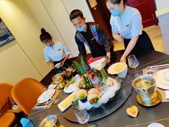 -鼎泰亨·海鲜牛肉餐厅(滨江店)