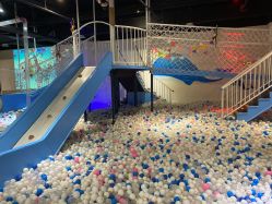 -塔塔王国·主题儿童游乐园(奥城商业广场店)