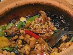 -八府香鸭·啫啫煲(华山路店)