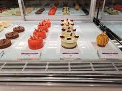 -潮一不贰·法式甜品·生日蛋糕·西式简餐(外滩店)