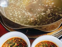 -老石黑山羊毛驴肉火锅(金凯广场店)